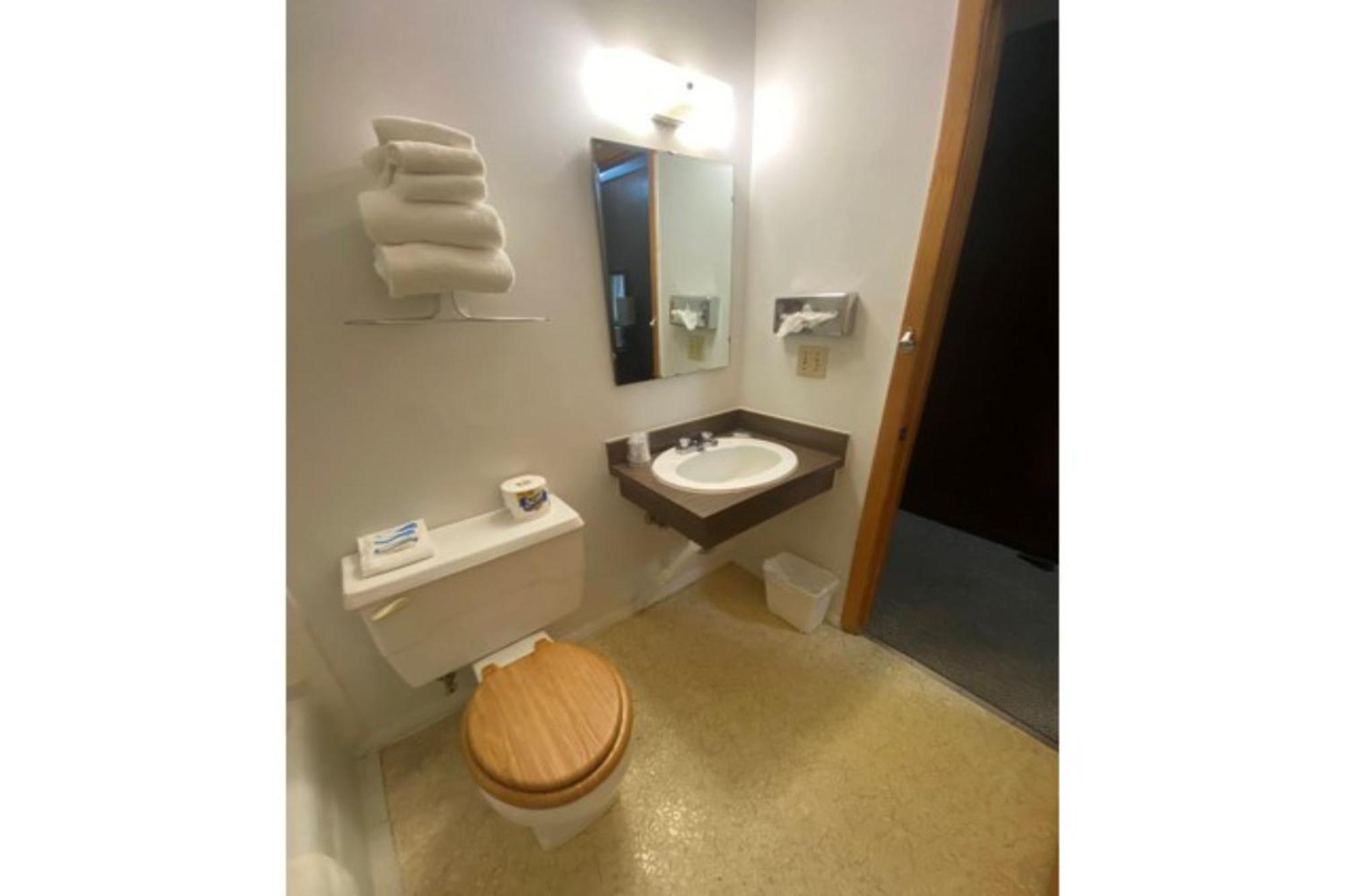 Love Hotels Voyageur By Oyo At International Falls Mn Luaran gambar