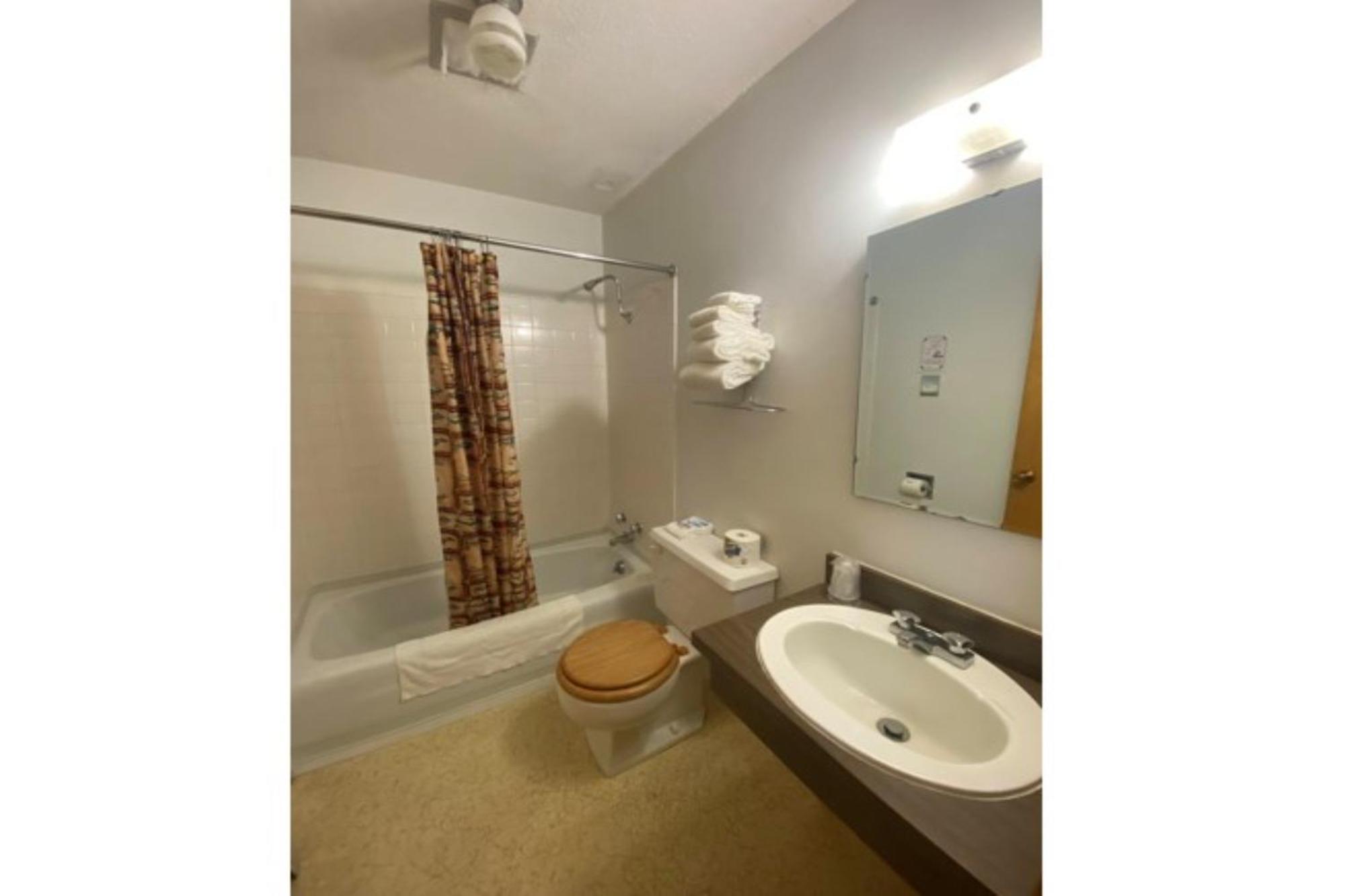 Love Hotels Voyageur By Oyo At International Falls Mn Luaran gambar